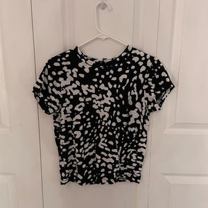 SANCTUARY - White spotted black tee